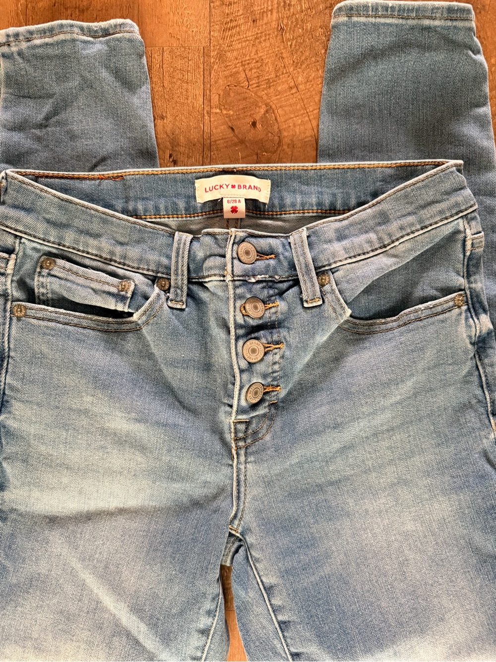 Lucky Brand Button Fly Skinny Jeans Medium Wash Size 6 / 28x26